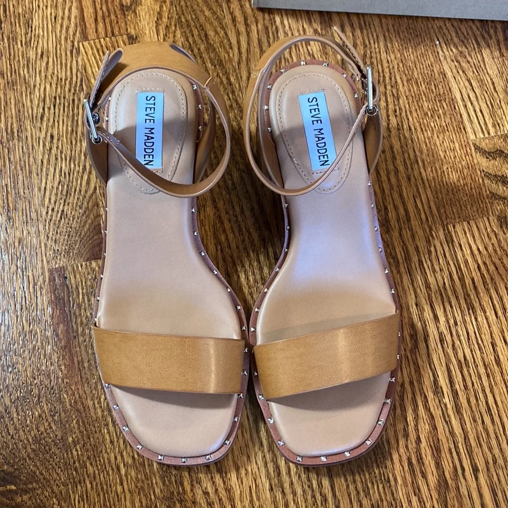 Steve Madden Harleign Wedge Sandal - Cognac - Picture 2 of 7